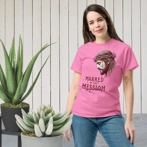 Messiah Wears a Crown – Classic Cotton - Image 3